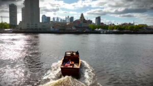 Nhìn lại những khoảnh khắc thú vị của ‘FYI Philly’ năm 2025