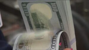 Giới tài phiệt công nghệ California dọa rời tiểu bang vì đề xuất đánh thuế