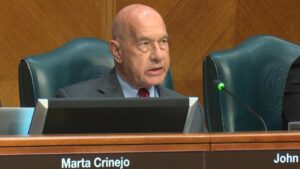 Đảng Dân Chủ Harris County Ngừng Ủng Hộ Thị Trưởng Houston John Whitmire