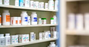 Khảo sát: Đa số hài lòng với bảo hiểm y tế, nhưng một phần tư báo cáo bị từ chối hoặc chậm trễ 28 Khảo sát: Đa số hài lòng với bảo hiểm y tế, nhưng một phần tư báo cáo bị từ chối hoặc chậm trễ