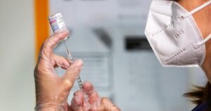 Nghiên cứu của CDC: Vắc-xin Covid tiếp tục bảo vệ trẻ em khỏi bệnh nặng 21 Nghiên cứu của CDC: Vắc-xin Covid tiếp tục bảo vệ trẻ em khỏi bệnh nặng