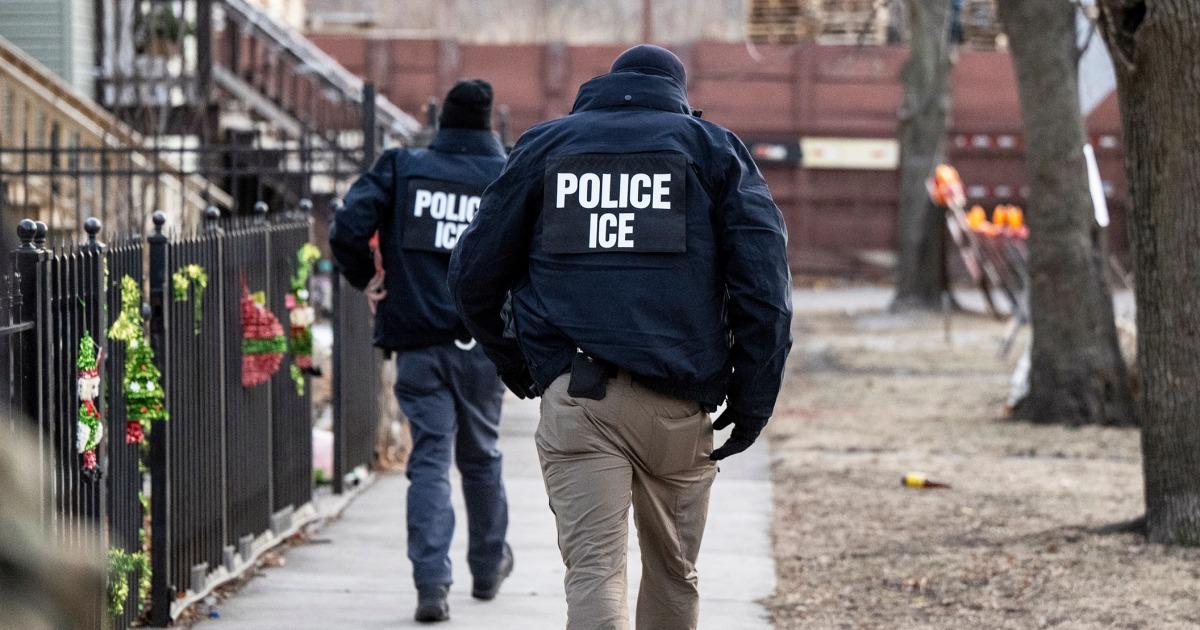 251023 ICE recruitment zz 576ac0