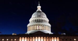 Quốc Hội Mỹ bế mạc, 2026 mới xem xét vấn đề bảo hiểm y tế 10 Quốc Hội Mỹ bế mạc, 2026 mới xem xét vấn đề bảo hiểm y tế