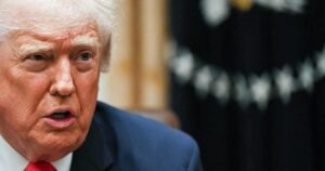 Tổng Thống Trump gọi Dân biểu Ilhan Omar là ‘rác rưởi’ và nói người Somalia nên ‘quay về nơi họ đã đến’