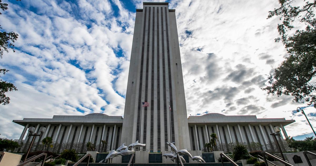 251203 florida state capitol gk 4d2015