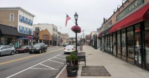 Chủ doanh nghiệp nhỏ đối mặt với quyết định sa thải nhân viên khó khăn 2 Chủ doanh nghiệp nhỏ đối mặt với quyết định sa thải nhân viên khó khăn