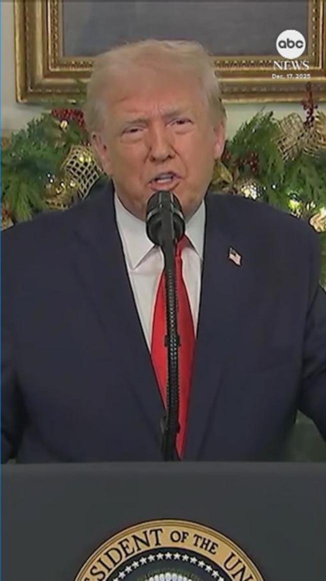 Tổng Thống Donald Trump công bố 'Cổ tức Chiến binh' 9 Tổng Thống Donald Trump công bố ‘Cổ tức Chiến binh’