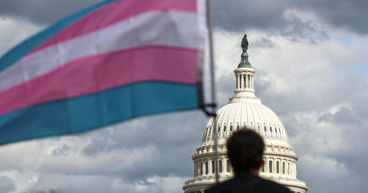 Chính Quyền Trump Cũ Muốn Hạn Chế Chăm Sóc Y Tế Chuyển Giới 1 251218 transgender flag capitol hill ew 1122a cec19d