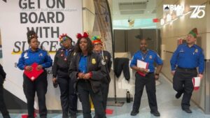 Bão Tuyết Tấn Công Miền Tây, Gây Rối Loạn Giao Thông và Ngập Lụt tại California