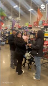 Siêu thị Texas ‘tặng’ hàng miễn phí sau sự cố máy tính