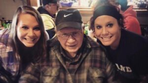 Mưa lớn gây ngập lụt ở California