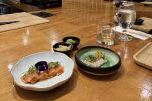 Nhà hàng Handroll Social phục vụ sushi tại Cinco Ranch