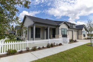 Caldwell Companies Mở Khu Cư Xá Cho Người Lớn Tuổi Sống Năng Động Tại Kingwood