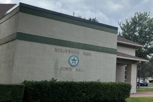 Hollywood Park chuẩn bị soạn thảo sắc lệnh cập nhật về bồi thường cho nhân viên cứu hộ