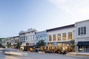 Chính quyền Georgetown xem xét cho phép quán cà phê vỉa hè và mở rộng kinh doanh trên đường phố