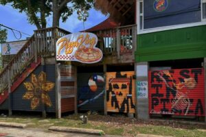 Pizza King Mở Chi Nhánh Mới Tại Kemah