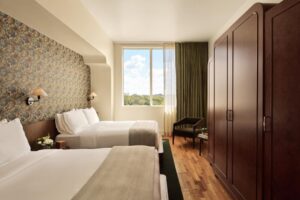 Khu nghỉ dưỡng Green Pastures khai trương tại Austin 7 Khu nghỉ dưỡng Green Pastures khai trương tại Austin