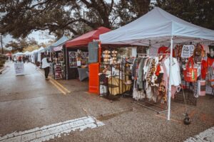 Lễ Giáng Sinh trên đường Mercer tại Dripping Springs mang không khí mùa đông 11 Lễ Giáng Sinh trên đường Mercer tại Dripping Springs mang không khí mùa đông