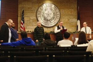 Hutto Hoãn Quyết Định về Dự Án Phát Triển Stromberg Rộng 389 Mẫu Anh