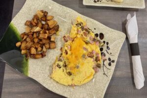 Oak Street Cafe khai trương, phục vụ bữa sáng và trưa tại Roanoke 21 Oak Street Cafe khai trương, phục vụ bữa sáng và trưa tại Roanoke