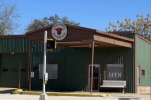 Cửa hàng San Gabriel Roadhouse Decor khai trương tại Liberty Hill