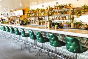 Cập nhật 10 doanh nghiệp ở Nam Austin: Sushi, quán bar và pizza