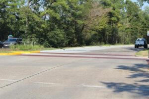 Thị Trấn The Woodlands Thông Qua Thỏa Thuận Liên Chính Quyền về Cải Thiện Làn Đường Xe Đạp 13 Thị Trấn The Woodlands Thông Qua Thỏa Thuận Liên Chính Quyền về Cải Thiện Làn Đường Xe Đạp