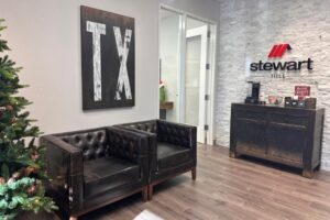 Stewart Title Mở Rộng Văn Phòng tại Flower Mound 4 Stewart Title Mở Rộng Văn Phòng tại Flower Mound