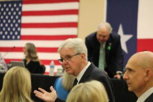 Phó Thống Đốc Texas Đề Xuất Giảm Thuế Địa Ốc Lớn Hơn vào năm 2027 28 Phó Thống Đốc Texas Đề Xuất Giảm Thuế Địa Ốc Lớn Hơn vào năm 2027