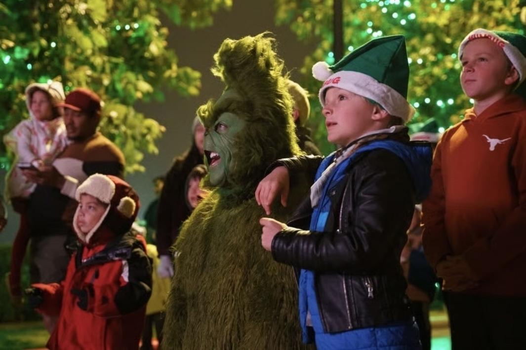 Ánh đèn lễ hội, xem phim và mua sắm cuối tuần tại Austin 1 399763