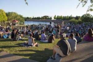 Công viên Mueller được đổi tên để vinh danh Kiến trúc sư Girard Kinney 15 Công viên Mueller được đổi tên để vinh danh Kiến trúc sư Girard Kinney