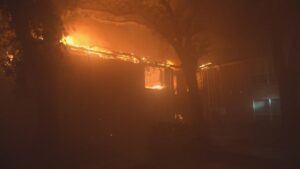 Cháy lớn tại chung cư ở Houston, 50 người phải sơ tán