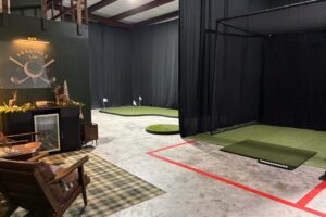 Chán cảnh chờ đến lượt đánh golf? Hãy tập luyện trong nhà tại trung tâm golf hàng đầu Kingwood 11 Chán cảnh chờ đến lượt đánh golf? Hãy tập luyện trong nhà tại trung tâm golf hàng đầu Kingwood