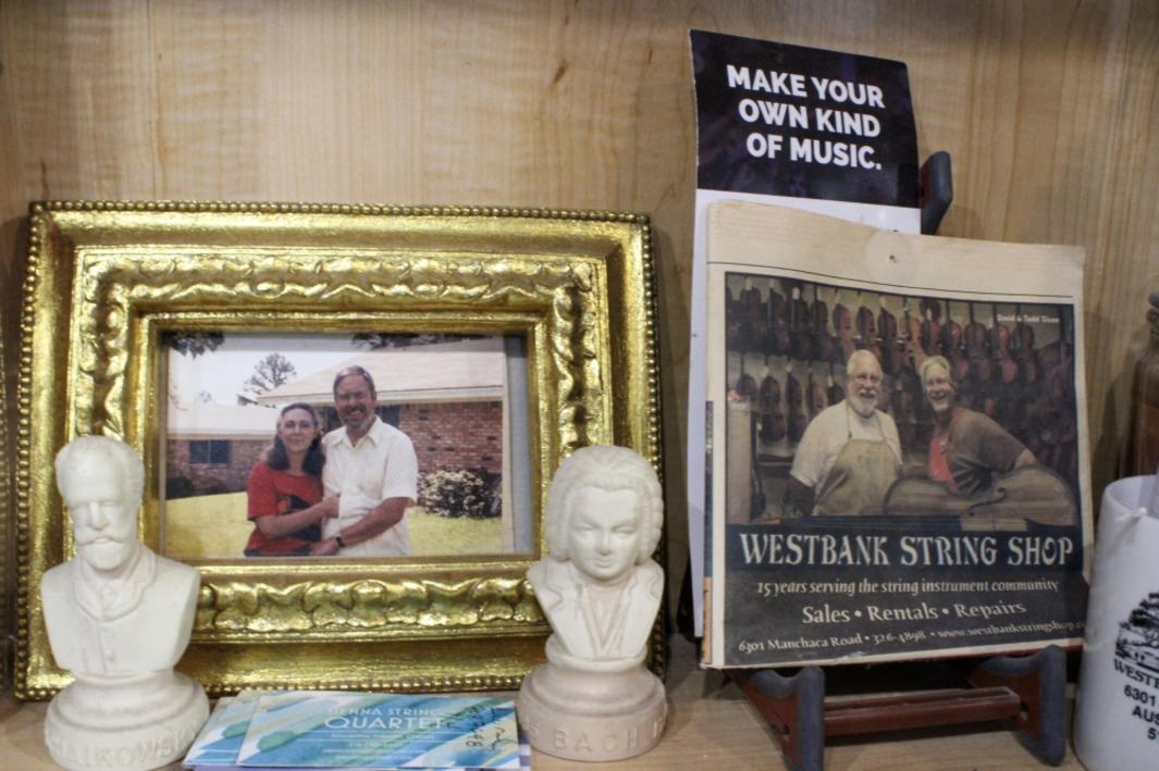 Cửa hàng nhạc cụ Westbank: Di sản gia đình hỗ trợ sinh viên Austin 1 400224