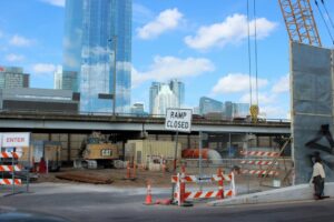 Austin Đối Mặt với Hạn Chót Về Ngân Sách và Thiết Kế Dự Án I-35 12 Austin Đối Mặt với Hạn Chót Về Ngân Sách và Thiết Kế Dự Án I-35