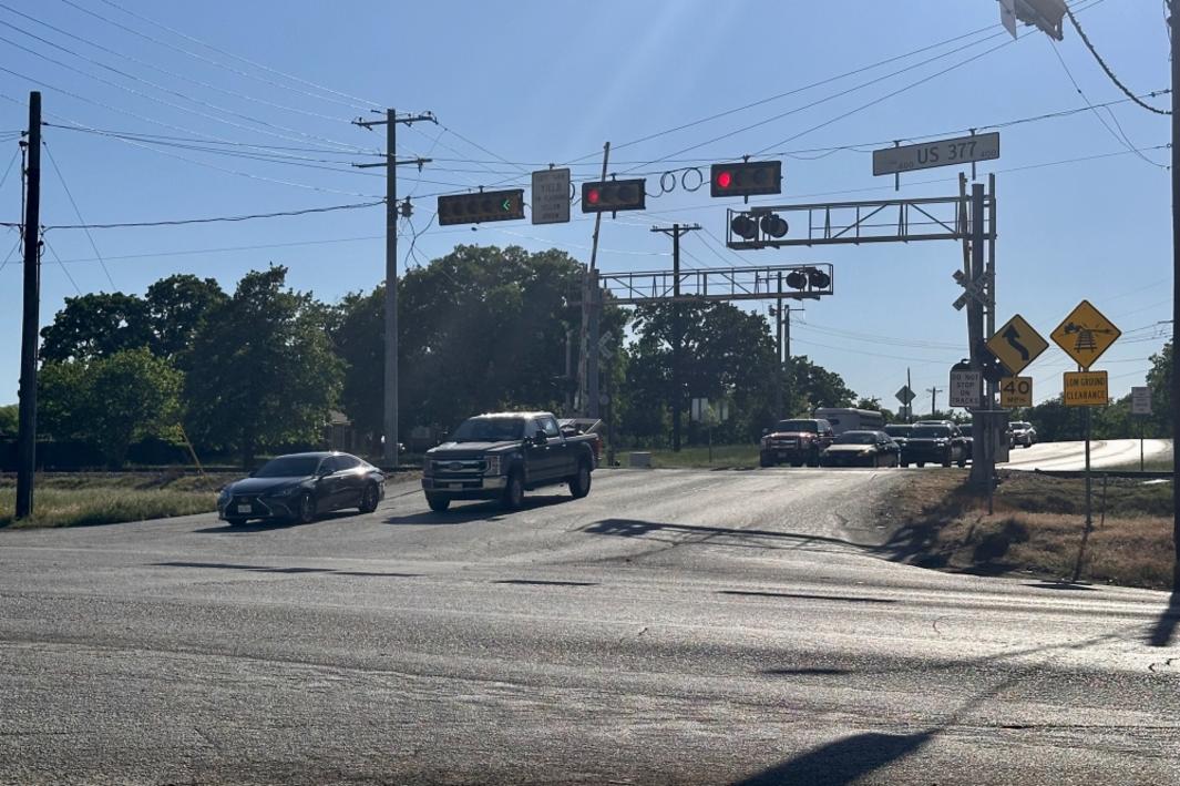 Argyle Chi Tiền 811.275 USD Nâng Cấp Đường US 377 1 400919