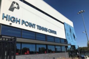 Trung Tâm Tennis High Point Đặt Tên Sân Chính Theo Tên Giám Đốc