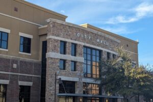 Ủy ban Bee Cave thông qua đề xuất thay đổi tại The Villages ở Spanish Oaks 20 Ủy ban Bee Cave thông qua đề xuất thay đổi tại The Villages ở Spanish Oaks