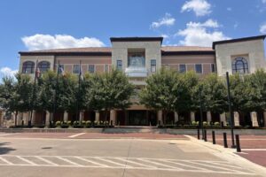 Thông báo về việc đóng cửa và thay đổi dịch vụ trong dịp lễ ở Grapevine, Colleyville và Southlake