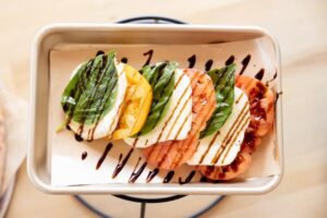 Winston’s: Quán cà phê, thực phẩm và pizza khai trương tại Hill Country Galleria