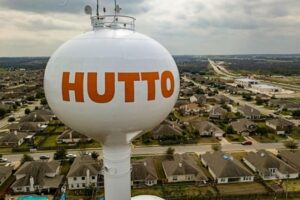 Thành phố Hutto nới lỏng các biện pháp hạn chế nước