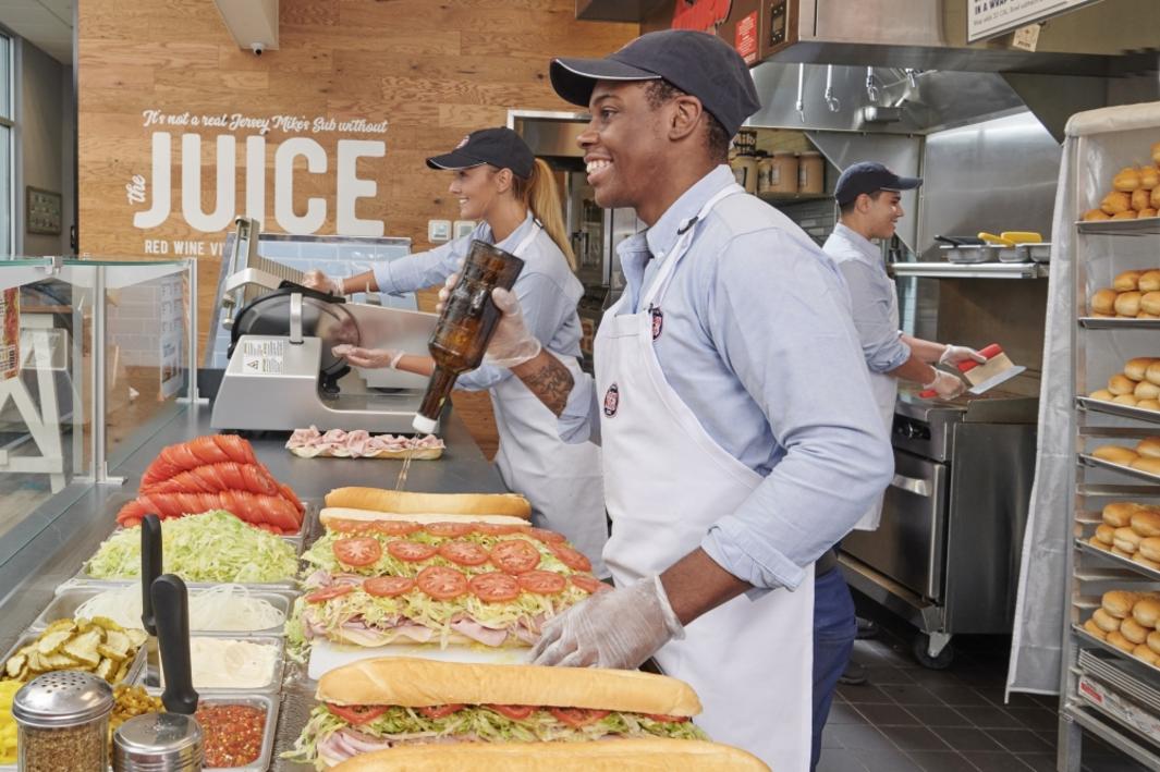 Jersey Mike’s khai trương tiệm bánh mì sandwich tại Leander 1 402611