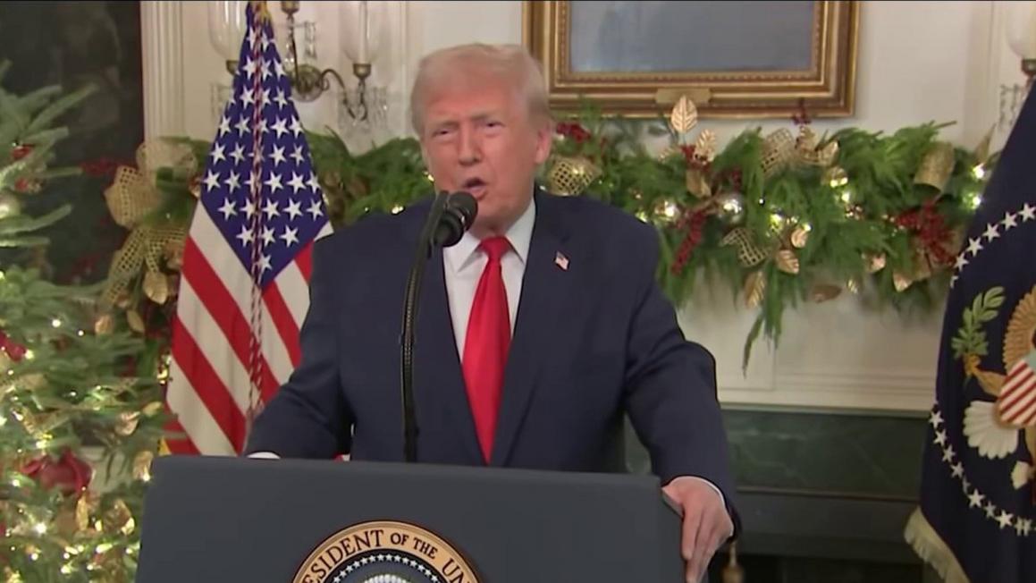 Tổng Thống Donald Trump bảo vệ các chính sách kinh tế trong bài phát biểu 1 44349653754 1080pnbcstations