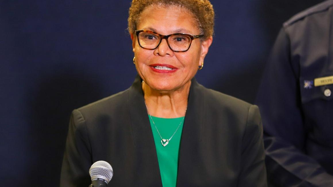 Thị Trưởng Los Angeles Kêu Gọi Tăng Ngân Sách Cho Cảnh Sát 1 53371439813 3f6b3168ab o