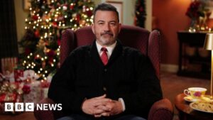 Jimmy Kimmel: ‘Chế độ phát-xít có một năm tuyệt vời’ trong Thông điệp Giáng sinh đặc biệt