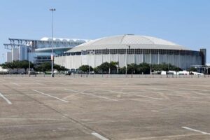 Tương lai Astrodome: Chính quyền Hạt Harris nhận báo giá