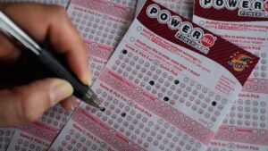 Giải Jackpot Powerball Lên Tới $1.25 Tỷ Đô-la Mỹ 32 Giải Jackpot Powerball Lên Tới $1.25 Tỷ Đô-la Mỹ