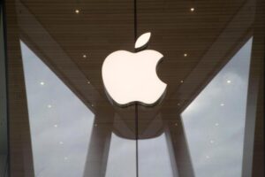 Trưởng bộ phận AI của Apple, John Giannandrea, rời công ty sau những khó khăn về trí tuệ nhân tạo