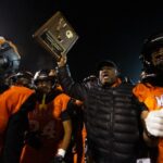 McClymonds Đánh Bại Roseville, Đoạt Chức Vô Địch NorCal, Tiến Vào Chung Kết Tiểu Bang 1 McClymonds Đánh Bại Roseville, Đoạt Chức Vô Địch NorCal, Tiến Vào Chung Kết Tiểu Bang