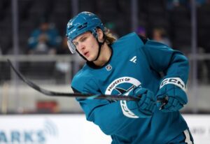 Tân binh Igor Chernyshov ra mắt giải NHL 7 Tân binh Igor Chernyshov ra mắt giải NHL